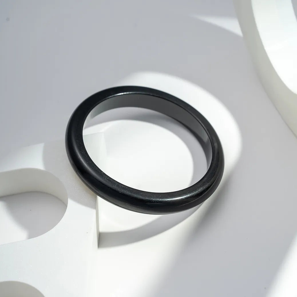 Tunn Hartsring Marmoreffekt — Chic Lätt Armband att mixa: Brun